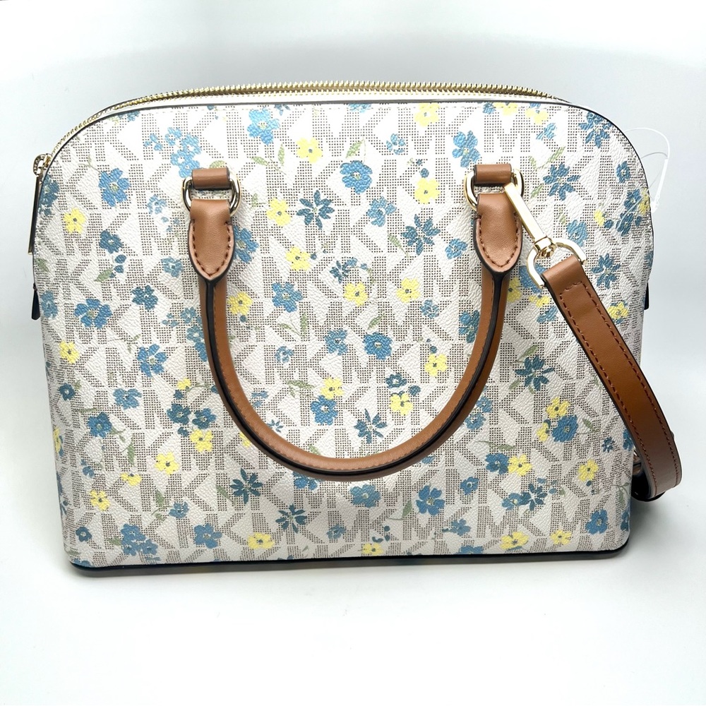 NWT MICHAEL KORS CINDY LG DOME SIGNATURE LOGO VANILLA LEATHER SATCHEL BAG - Picture 7 of 15